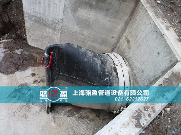 彎嘴法蘭式<a href=http://www.zhonggutong.com/ target=_blank class=infotextkey><a href=http://www.zhonggutong.com target=_blank class=infotextkey>鴨嘴閥</a></a>質(zhì)量