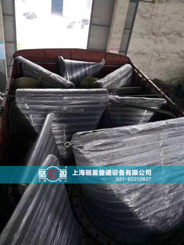 大批量法蘭式<a href=http://www.zhonggutong.com/ target=_blank class=infotextkey><a href=http://www.zhonggutong.com target=_blank class=infotextkey>鴨嘴閥</a></a>發(fā)貨現(xiàn)場(chǎng)